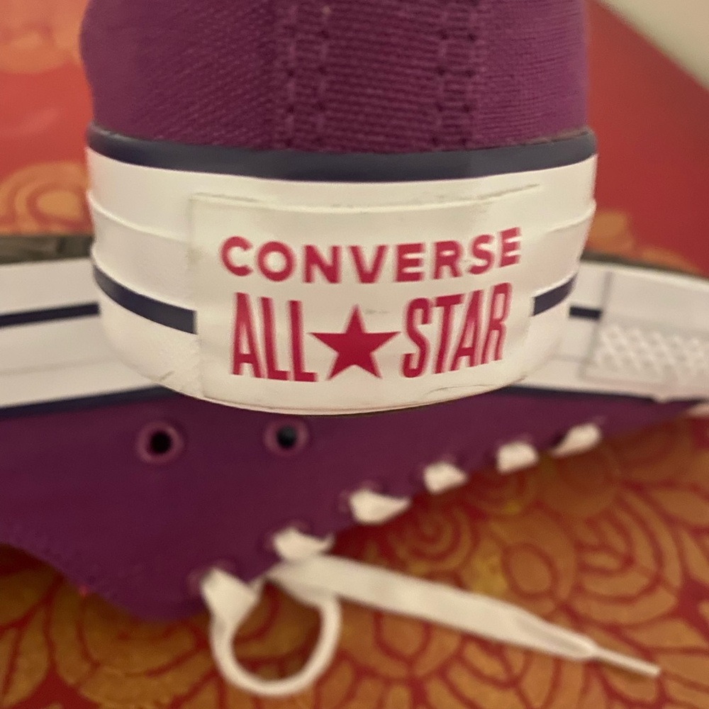 Converse Magenta and White Canvas Sneakers New 7.5 - Picture 5 of 7